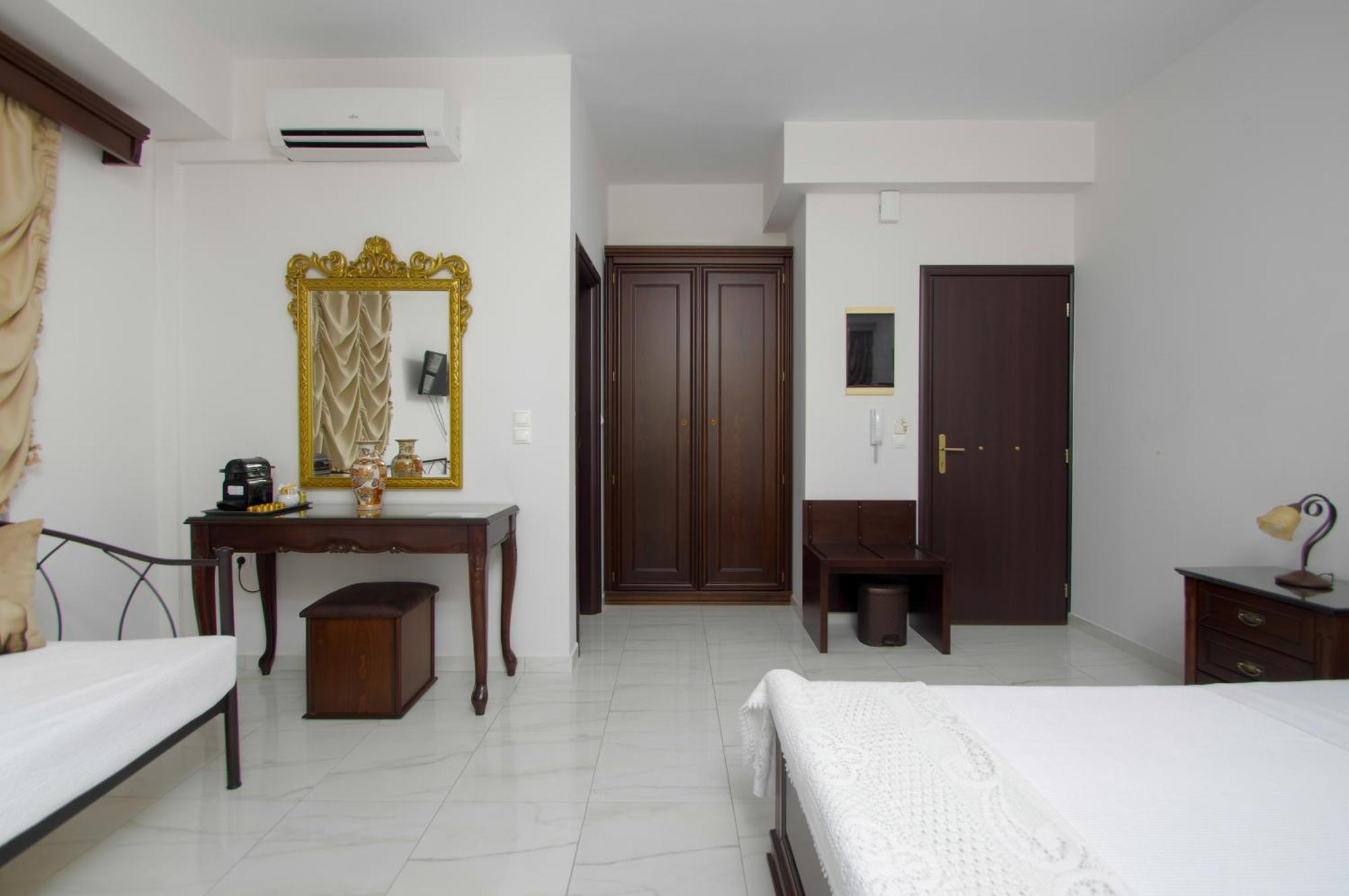 Megaron Apartment Ermoupoli Exterior photo